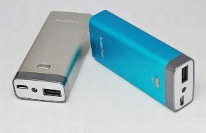 158 购买外携式 6800mah 充电器 , 298 两部, 418 三部,支援多款智能手机,平板电脑及电子产品 ,3 种时尚颜色选择 价值高达 960